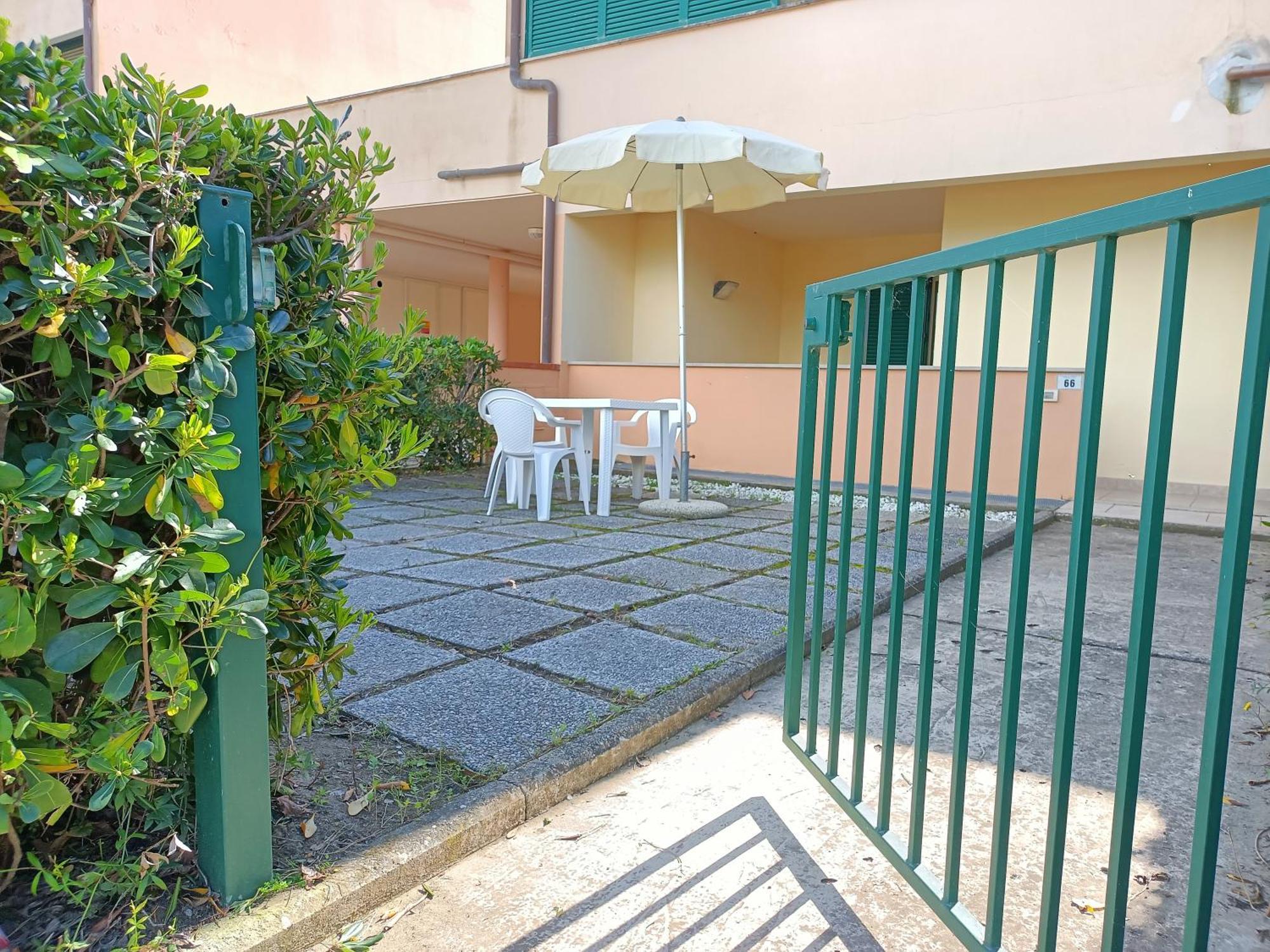 Sofis Servizi Rio Grande Principina a Mare Esterno foto