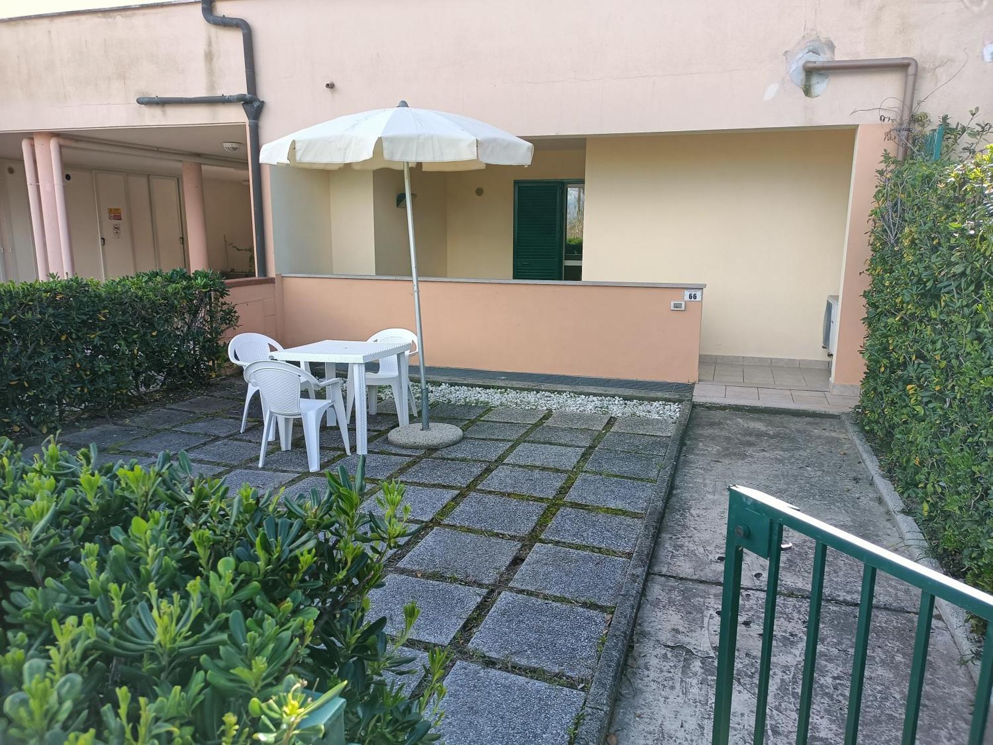 Sofis Servizi Rio Grande Principina a Mare Esterno foto